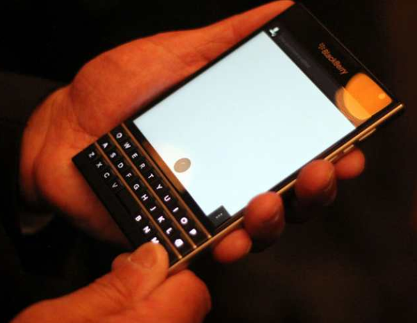 blackberry-passport-celular