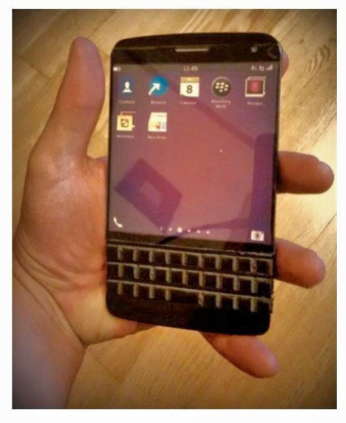 BlackBerry-Q30-Windermere2